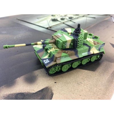 Mini GERMAN TIGER 1:72 zelený