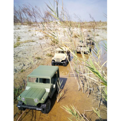 Americký jeep M151 1:14 zelený