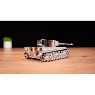 Metal Time Luxusní ocelová stavebnice tank Ponderouse Panzer World of Tanks